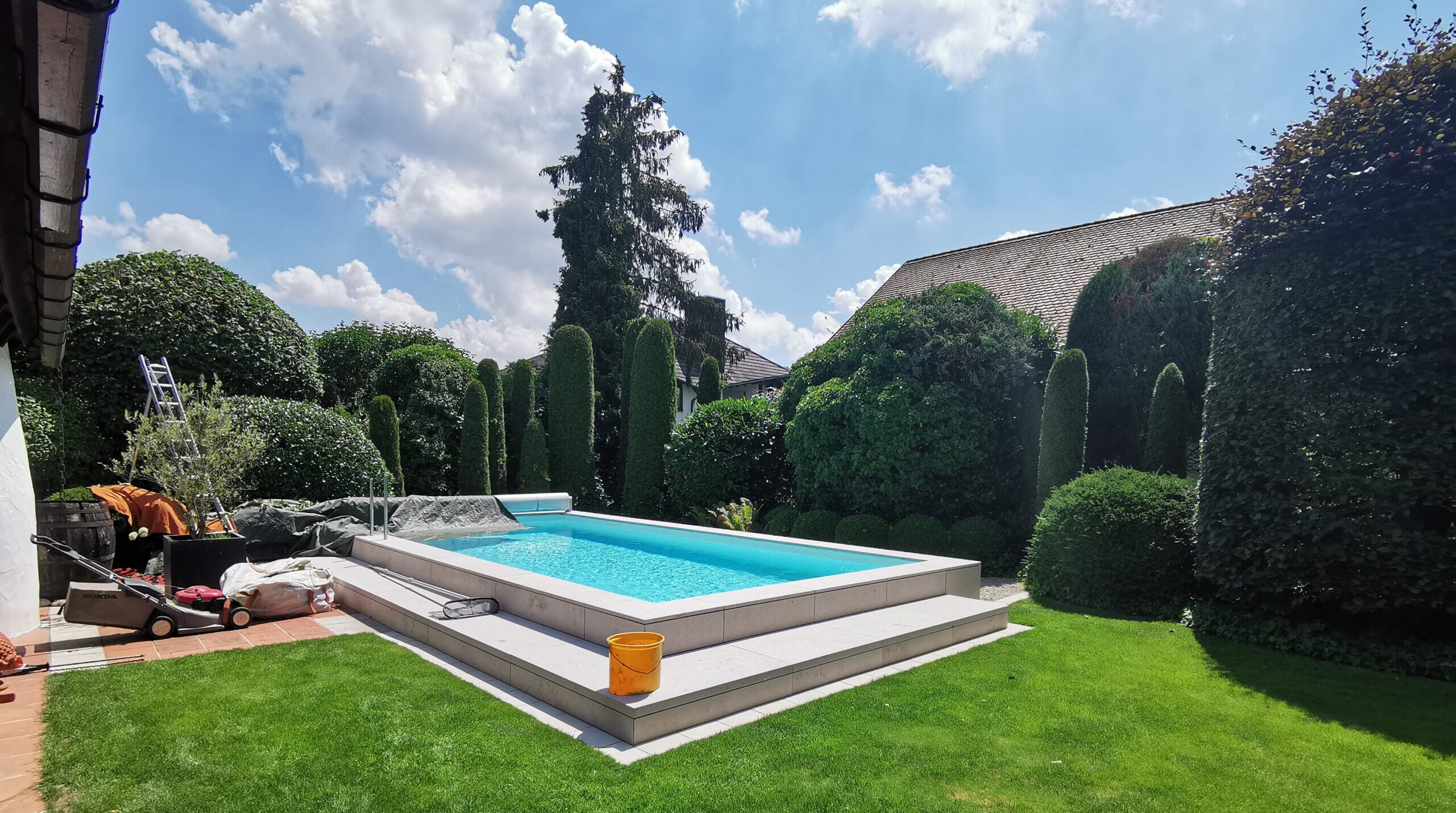 Mehr über den Artikel erfahren Gartenpflege & Umgestaltung